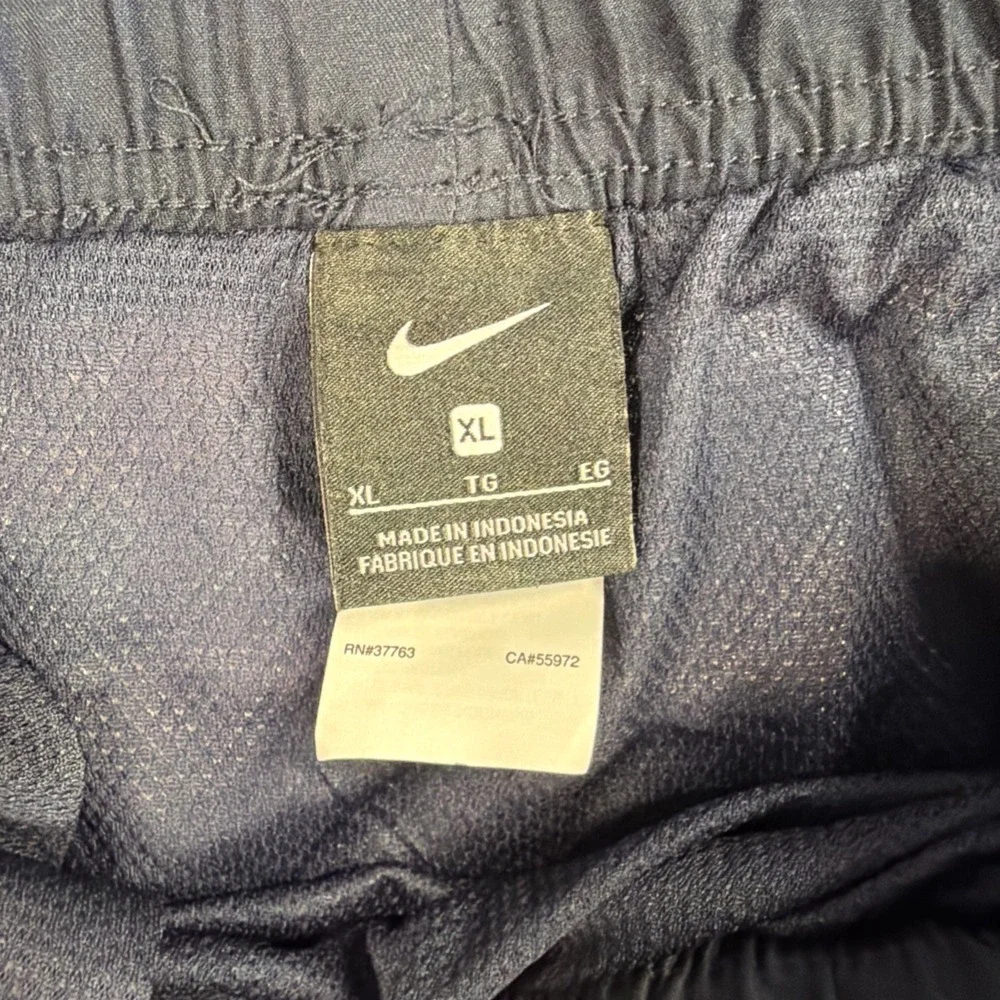 Nike Swim Trunks Men XL Multicolor Stripe Athletic Board Shorts NESS9419 EUC